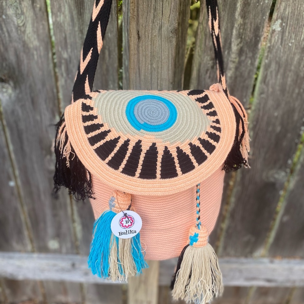 Wayuu crossbody evil eye bucket!! Brand new